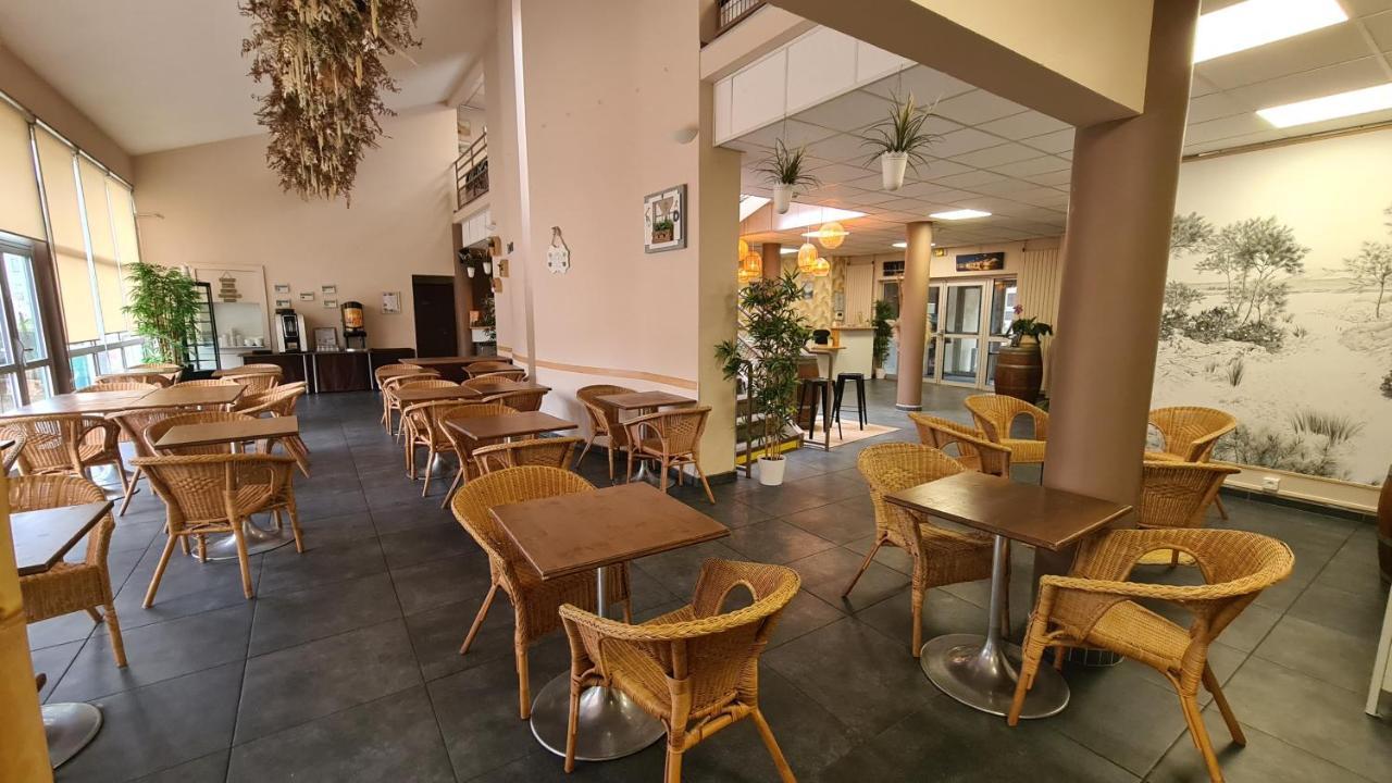 Auberge De Jeunesse Hi Bordeaux-Blanquefort - Ex Otellia Exteriér fotografie